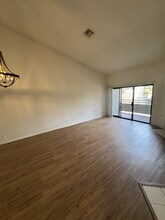 5050 S Rainbow Blvd in Las Vegas, NV - Building Photo - Building Photo