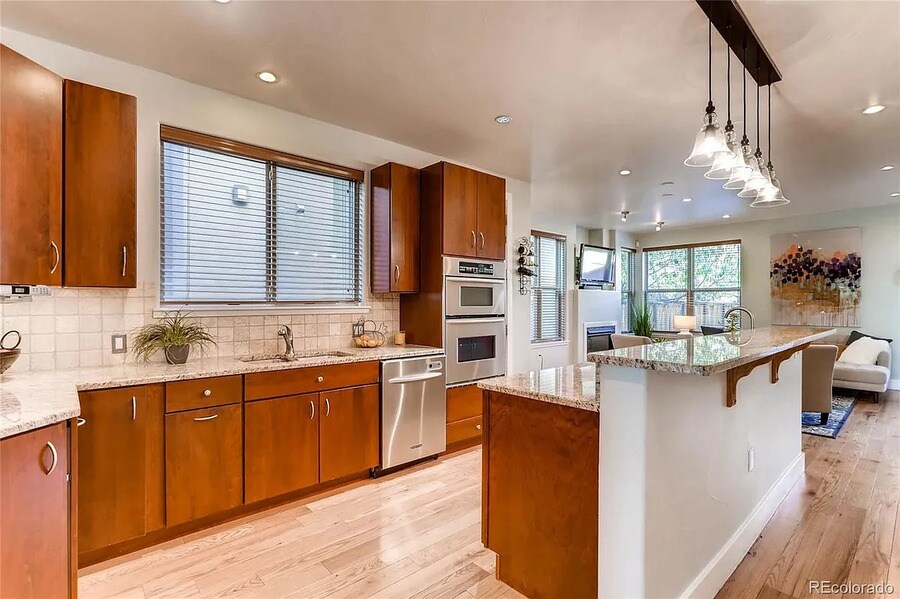3317 W Hayward Pl in Denver, CO - Foto de edificio