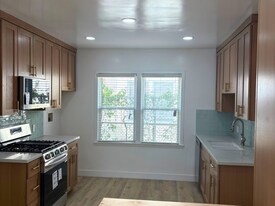 $1,000 Move-In Credit | Modern 2-Bed Oasis in Santa Monica, CA - Building Photo