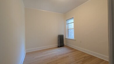 5707 N Campbell Ave, Unit 2 in Chicago, IL - Building Photo - Building Photo