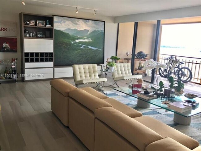 property at 11113 Biscayne Blvd
