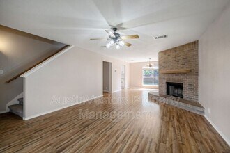16409 Port Hood Dr in Leander, TX - Foto de edificio - Building Photo