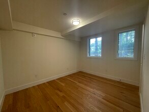 50 Cameron St, Unit 1 in Brookline, MA - Building Photo - Building Photo