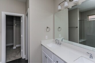 2704 Mission St in Fort Worth, TX - Building Photo - Building Photo