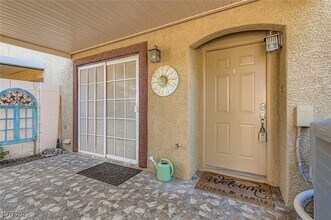 682 Harbor Mist Ave, Unit 805 in Henderson, NV - Building Photo - Building Photo