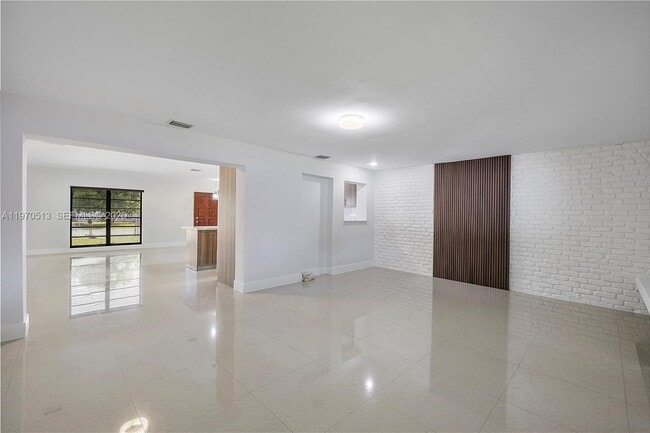 3840 NW 176th St in Miami Gardens, FL - Foto de edificio - Building Photo