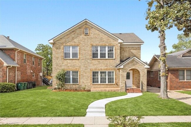 property at 2218 Arbor St