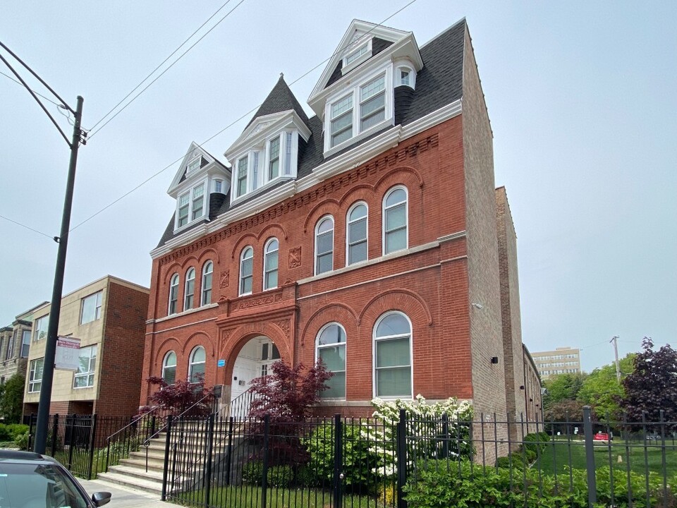 3140 S Indiana Ave in Chicago, IL - Building Photo