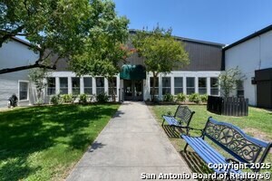 264 Loma Vista St in New Braunfels, TX - Building Photo - Building Photo