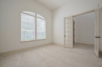 2112 Arrowood Glen Dr in Houston, TX - Building Photo - Building Photo