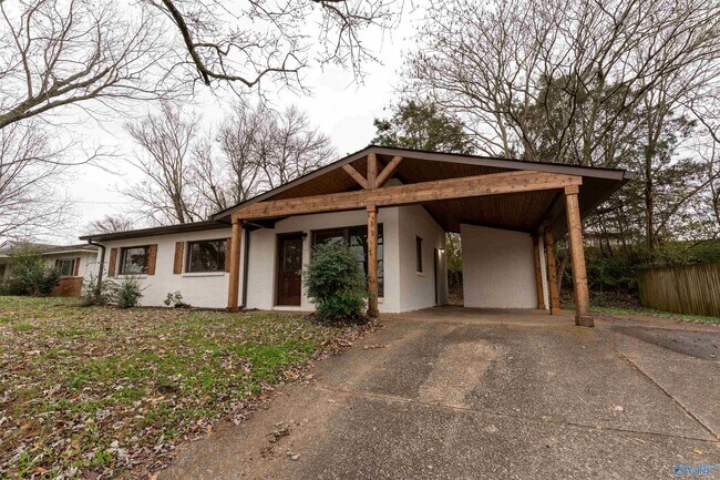 112 Wilkenson Dr NE in Huntsville, AL - Building Photo - Building Photo