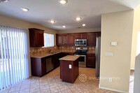 1032 Jasmine Tea Ct in Henderson, NV - Building Photo - Building Photo