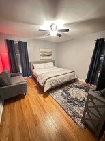 7047 Hampton Ave in St. Louis, MO - Building Photo