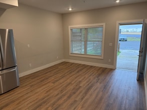 2044 Solstice Ln in Geneva, NY - Building Photo - Building Photo