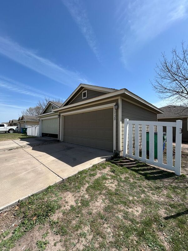 18520 Mammoth Cave Blvd in Pflugerville, TX - Building Photo - Building Photo