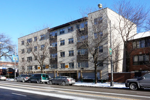 Rogers Park Apartments