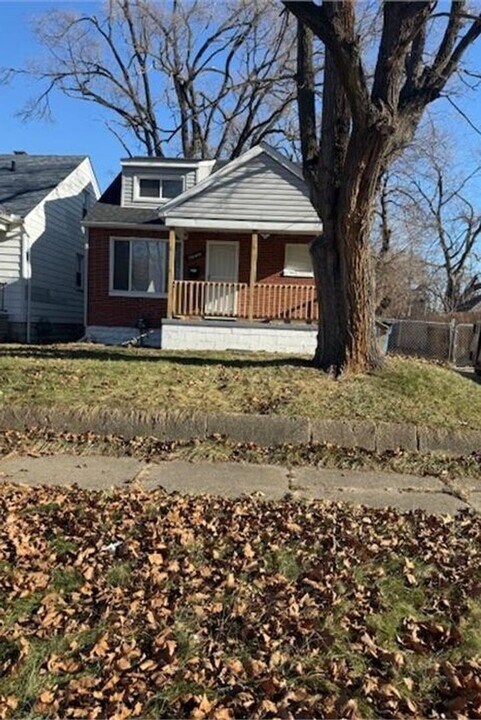 19416 Riopelle St in Highland Park, MI - Building Photo