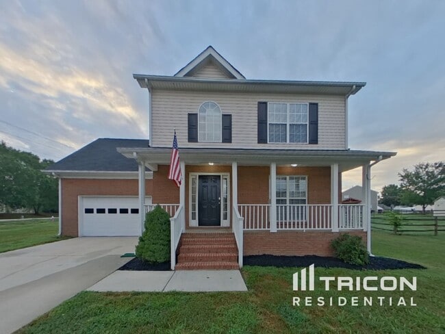 property at 2424 Damascus Dr