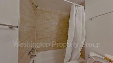 3101 Southern Ave SE in Temple Hills, MD - Building Photo - Building Photo