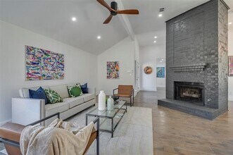 5607 Emrose Cir in Dallas, TX - Building Photo - Building Photo