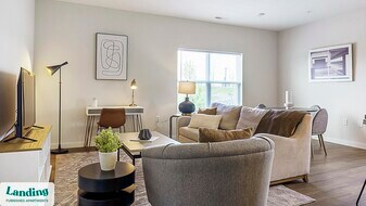 9906 Runway Dr in Clermont, IN - Building Photo