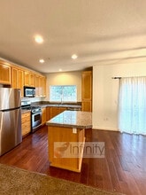 22810 SW Forest Creek Dr in Sherwood, OR - Building Photo - Building Photo