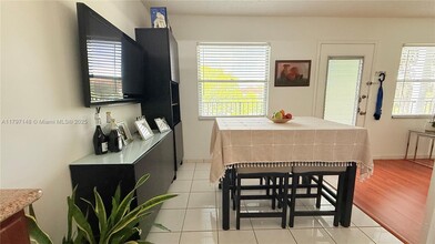 13450 SW 3rd St in Pembroke Pines, FL - Building Photo - Building Photo