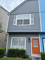 1812 Gary's Park St in San Antonio, TX - Building Photo