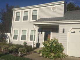 1905 Arlington Arch Dr in Virginia Beach, VA - Building Photo