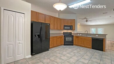 23731 Flora Parke Blvd in Fernandina Beach, FL - Building Photo - Building Photo