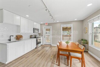 620 S Benton Ave in St. Charles, MO - Building Photo - Building Photo