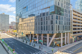 Evo at Cira Centre South in Philadelphia, PA - Foto de edificio - Building Photo