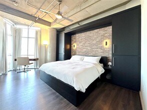 1001 Belleview St in Dallas, TX - Building Photo - Building Photo