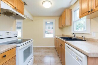 1809 E Henry Ave in Tampa, FL - Building Photo - Building Photo