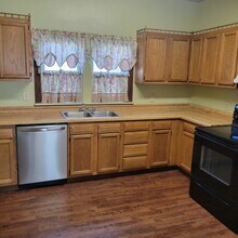 211 E Main St in Genoa, IL - Building Photo - Building Photo