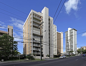 Wilder Terrace in Honolulu, HI - Building Photo - Building Photo