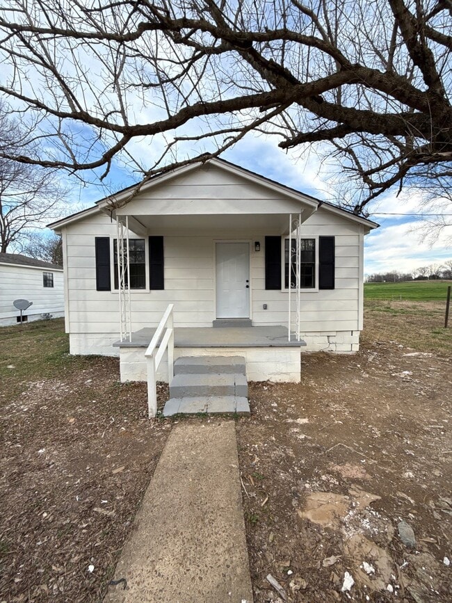 property at 612 Windrow Rd