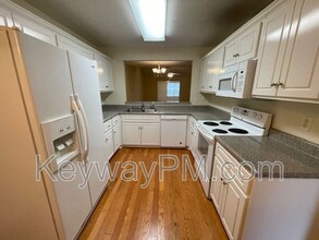 190 Kendallwood Ct in Aiken, SC - Building Photo - Building Photo