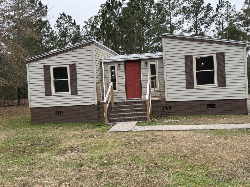 974 Whippoorwill Way in Hinesville, GA - Building Photo