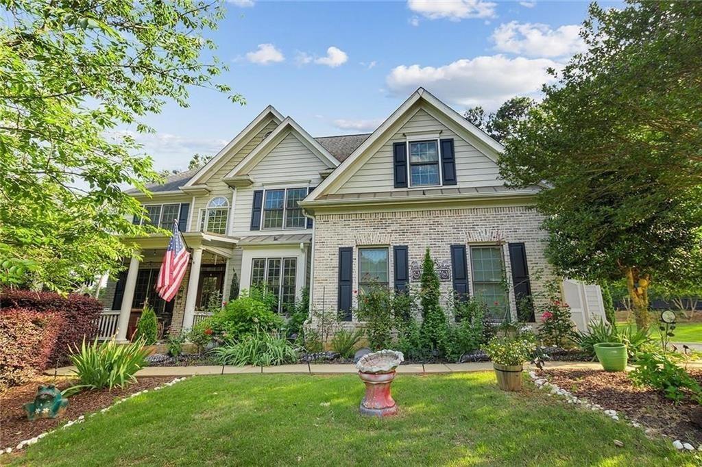 8465 Bethel Ridge Ct in Gainesville, GA - Building Photo