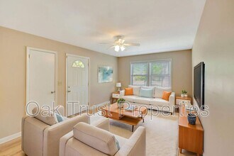 4313 Helene Dr in North Charleston, SC - Building Photo - Building Photo