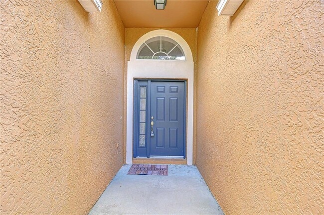 18303 Elmhurst Ln in Tampa, FL - Building Photo - Building Photo