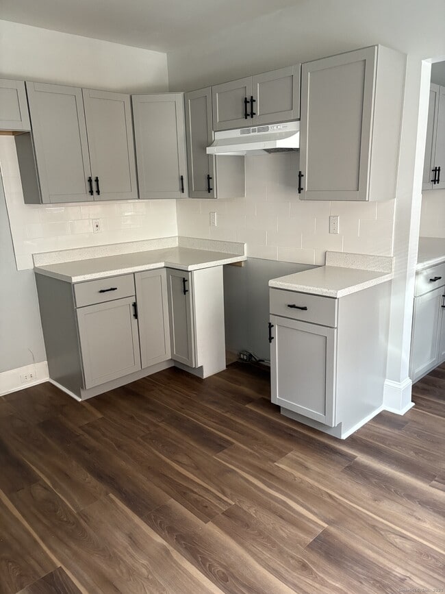 116 Elm St in West Haven, CT - Building Photo - Building Photo