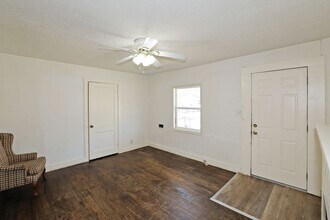 310 S Prospect St, Unit B in Amarillo, TX - Building Photo - Building Photo