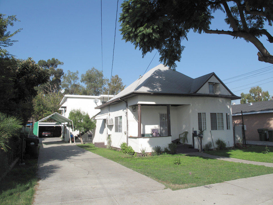 6031 Redman Ave in Whittier, CA - Foto de edificio