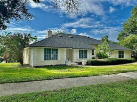1207 Almond Tree Ct in Orlando, FL - Building Photo