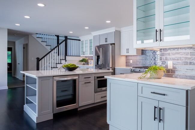 property at 504 Harvest Cmns