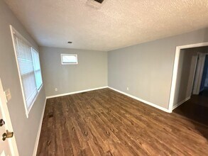 1497 Maxine St in Memphis, TN - Building Photo - Building Photo