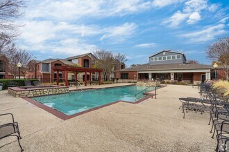 1350 Skyline Rd in Grand Prairie, TX - Building Photo - Building Photo