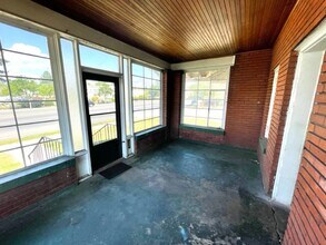 206 E 400 N in Logan, UT - Building Photo - Building Photo